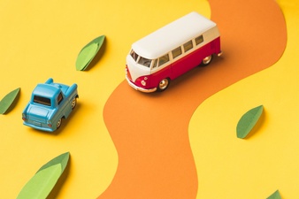 Comment jouer avec une voiture miniature ?